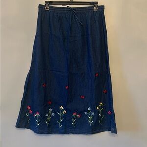 Vintage La Cera Chambray Floral and Ladybug Embroidered Skirt, Size 1X